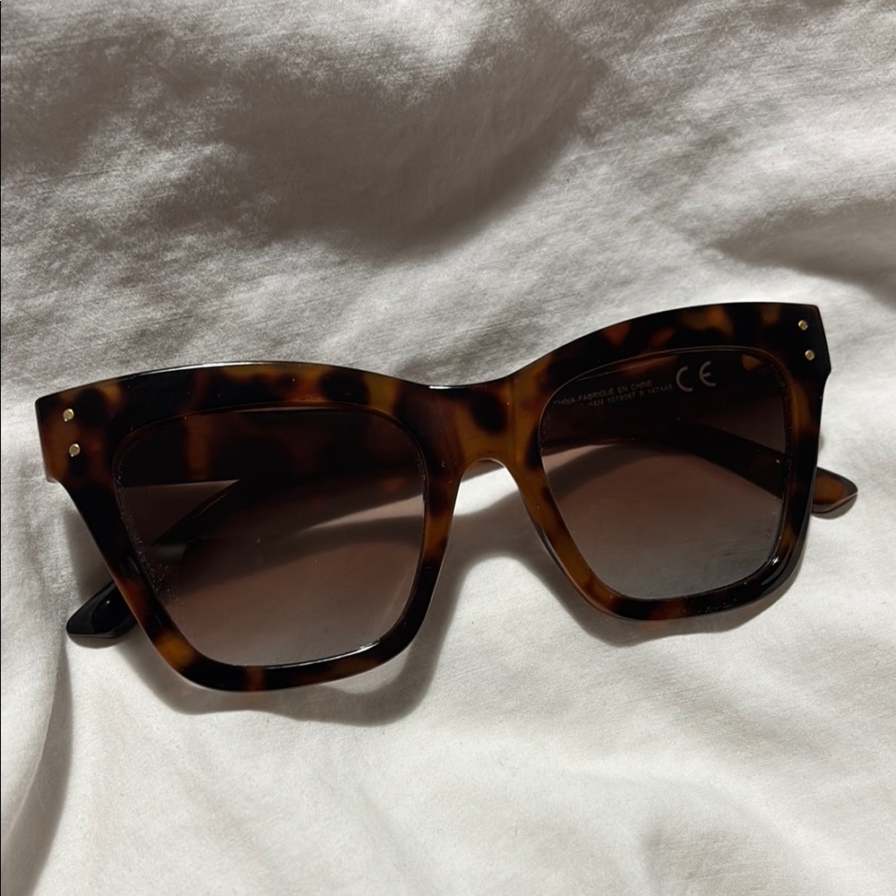 H&M Tortoise Shell Women's Sunglasses